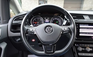 Volkswagen Touran III 2.0 TDI SCR 190KM 2019 Volkswagen Touran 2,0 TDI 190 KM 7 Osobowy FULL LED HIGH-LINE Alcantara Na, zdjęcie 31