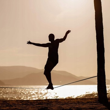 ZESTAW DO CHODZENIA PO LINIE SLACKLINE DO ZAWIESZENIA NA DRZEWIE DO OGRODU
