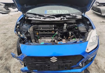 Suzuki Swift VI Hatchback 1.2 DualJet 90KM 2020 Suzuki Swift 2020r, SALON POLSKA. Uszkodzony prawy przod. Pali. 1.2 90KM, zdjęcie 4