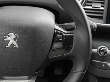 Peugeot 308 II SW Facelifting 1.2 PureTech 130KM 2021 Peugeot 308 SW DW1ME61#1.2 PureTech Allure Pack, zdjęcie 15