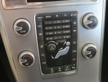 Volvo XC60 I SUV Facelifting 2.0 D4 DRIVE-E 190KM 2017 Volvo XC60 D4, Salon Polska, Serwis ASO, 187 KM, zdjęcie 11