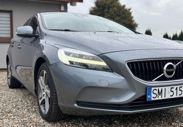 Volvo V40 II Cross Country 2.0 D2 DRIVE-E 120KM 2016 Volvo V40 2016r. 2.0 Diesel 120KM, zdjęcie 4