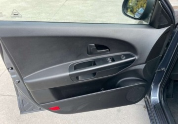 Kia Ceed I Hatchback 5d Facelifting 1.4 DOHC CVVT 90KM 2010 Kia Ceed Kia Ceed 1.4 CVVT Attract 1.4 Benzyna 90KM, zdjęcie 11