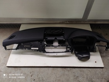 BMW Z4 E89 DESKA KOKPIT UK