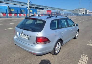 Volkswagen Golf VI Variant 1.6 TDI-CR DPF BlueMotion 105KM 2011 Volkswagen Golf Combi 1.6 Diesel 105KM, zdjęcie 4
