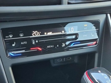 Volkswagen Polo VI GTI Facelifting 2.0 TSI 207KM 2024 Volkswagen Polo GTIFull LED Fv23 Bogata wersja Matrix Martwe pole, zdjęcie 19