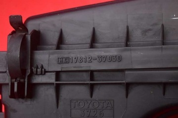 POUZDRO FILTRU VZDUCHU 17705-37120 TOYOTA PRIUS III XW30 1.8 HYBRID 99 KM