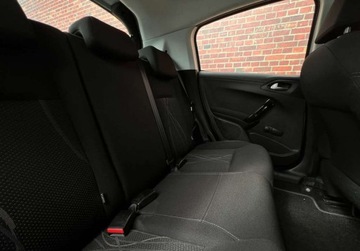 Peugeot 208 I Hatchback 3d 1.2 VTI 82KM 2013 Peugeot 208 Czujniki Kamera niski przebieg Gwarancja w cenie WarszawaVLAV, zdjęcie 18