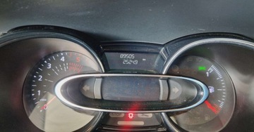 Renault Clio IV Hatchback 5d Facelifting 1.5 Energy dCi 90KM 2017 Renault Clio 1.5 dCi 90KM Salon PL Niski przebieg 1.5 Diesel 90KM, zdjęcie 17