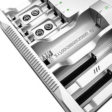 МНОГОФУНКЦИОНАЛЬНОЕ БЫСТРОЕ ЗАРЯДНОЕ УСТРОЙСТВО ДЛЯ АККУМУЛЯТОРОВ, 7 USB-РОЗЕТ ААА