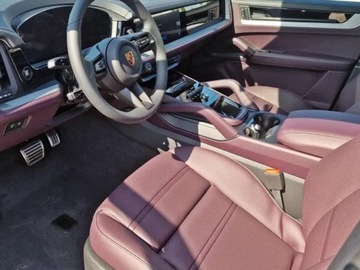 Porsche Cayenne III SUV Facelifting 4.0 474KM 2025 PORSCHE Cayenne Coupe S Suv 4.0 (474KM) 2025, zdjęcie 4