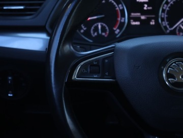 Skoda Superb III Kombi Facelifting 1.5 TSI 150KM 2020 Skoda Superb 1.5 TSI, Salon Polska, Automat, zdjęcie 16