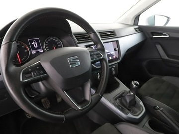 Seat Arona Crossover 1.0 EcoTSI 95KM 2020 Seat Arona Navi Kamera cofania Klimatyzacja, zdjęcie 13