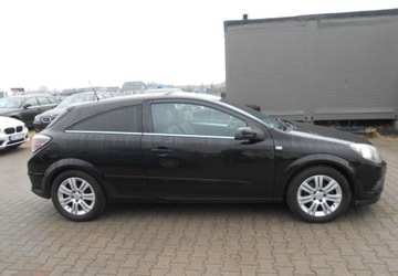 Opel Astra H Hatchback 5d 1.6 ECOTEC 115KM 2007 Opel Astra Opel Astra H 1.6 BENZYNA 115 KM GTC 1.6 Benzyna 115KM, zdjęcie 3