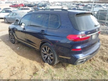BMW X7 2020 BMW X7 M50i 2020 4.4 Benzyna 523KM, zdjęcie 3