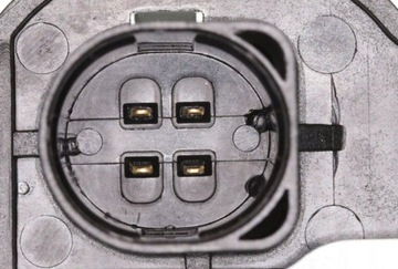 НАКЛАДКА НА ЗАДНЮЮ ДВЕРЬ VOLKSWAGEN GOLF JETTA TOURAN