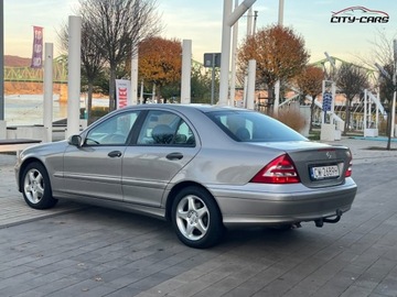 Mercedes Klasa C W203 Sedan W203 1.8 (C 180 Kompressor) 143KM 2007 Mercedes-Benz Klasa C 1.8 143 KM Kompresor Benzyna Zadbany 1.8, zdjęcie 23