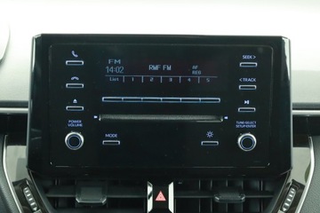 Toyota Corolla XII Sedan 1.6 Valvematic Dual VVT-i 132KM 2019 Toyota Corolla 1.6 Valvematic, Salon Polska, zdjęcie 8