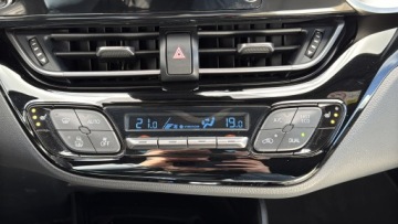 Toyota C-HR I Crossover Facelifting 1.8 Hybrid 122KM 2021 Toyota C-HR 1.8 Hybrid Executive 1.8 Hybrid Execut, zdjęcie 16