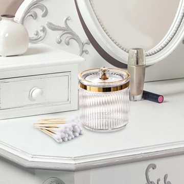 Коробочка для хранения подушечек для макияжа.