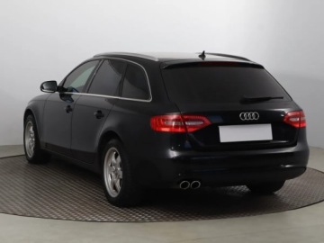 Audi A4 B8 Avant Facelifting 2.0 TDI 150KM 2014 Audi A4 2.0 TDI, Automat, Skóra, Navi, Xenon, zdjęcie 3