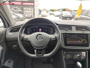 Volkswagen Tiguan II SUV 2.0 TDI 190KM 2019 Volkswagen Tiguan R-LINE Salon Polska Bezwypadkowy 4Motion 1-Wlasc. Automa, zdjęcie 14