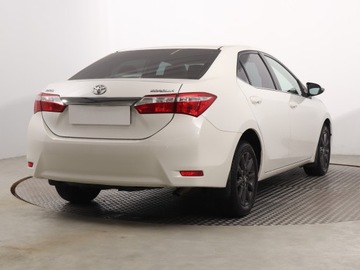 Toyota Corolla XI Sedan 1.6 Valvematic 132KM 2015 Toyota Corolla 1.6 Valvematic, Salon Polska, zdjęcie 4