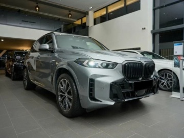 BMW X5 G05 SUV Facelifting 3.0 30d 298KM 2025 BMW X5 xDrive30d Sport Suv 3.0 (298KM) 2025, zdjęcie 4