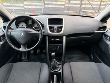 Peugeot 207 Hatchback 5d 1.4 16V 88KM 2007 Peugeot 207 Tylko 167tyśkm! KLIMA Zwykła Benzyna 1.4 16V TRENDY 2007 5DRZWI, zdjęcie 8