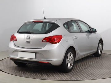 Opel Astra J Hatchback 5d Facelifting 1.6 Twinport ECOTEC 115KM 2015 Opel Astra 1.6 16V, Salon Polska, GAZ, Klima, zdjęcie 4