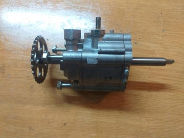 POMPA OLEJU HONDA CBR 1100XX SC35E