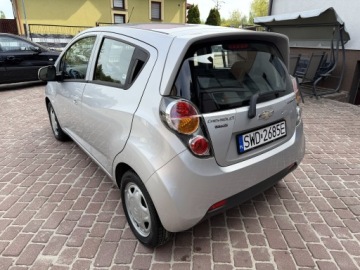 Chevrolet Spark II Hatchback facelifting 1.0L DOHC 68KM 2013 Chevrolet Spark TYLKO 76tyśkm 1WŁ 1.0b ORYGINAŁ LAKIER 2013r Opcja LT KLIMA, zdjęcie 4