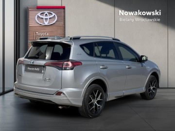 Toyota RAV4 IV MPV Facelifting 2.5 Hybrid 197KM 2017 Toyota RAV4 2.5 Hybrid Selection 4x4 IV (2012-2018, zdjęcie 28