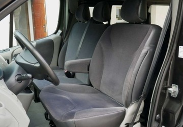 Renault Trafic II Kabina 2.0 dCi 115KM 2013 Renault Trafic Renault Trafic Passenger Expression 2.0 Diesel 114KM, zdjęcie 23