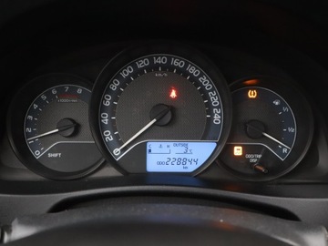 Toyota Auris II Hatchback 5d Dual VVT-i 100 99KM 2014 Toyota Auris 1.3 Dual VVT-i, Salon Polska, zdjęcie 10