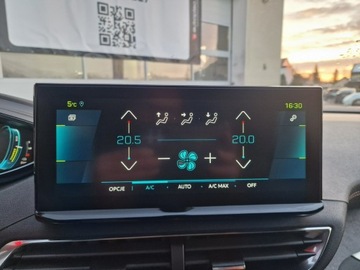 Peugeot 3008 II Plug-In Hybrid Facelifting 1.6 HYBRID 225KM 2022 Peugeot 3008 GT Line maly przebieg, zdjęcie 24