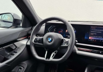BMW Seria 5 G90-91 Touring 2.0 520d 197KM 2024 BMW Seria 5 520d xDrive M Pakiet 197KM 2.0 Diesel 197KM, zdjęcie 16