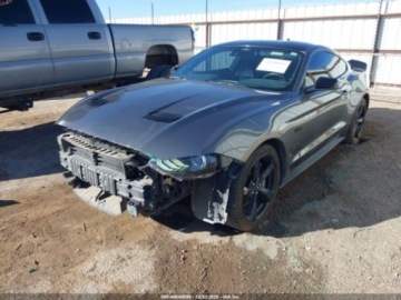 Ford Mustang VI Fastback Facelifting 5.0 Ti-VCT 450KM 2022 Ford Mustang Gt Premium Fastback 2022 5.0 Benzyna 450KM, zdjęcie 1