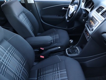 Volkswagen Polo V Hatchback 3d Facelifting 1.2 TSI BlueMotion Technology 90KM 2015 VW Polo 1.2 TSI, Klima, Klimatronic, Tempomat, zdjęcie 8