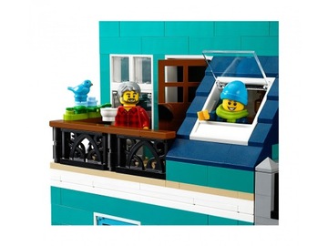 Книжный магазин LEGO Creator Expert 10270 в подарок