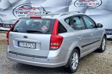 Kia Ceed I Hatchback 5d Facelifting 1.6 DOHC CVVT 126KM 2009 Kia Ceed 1.6 126 KM bezwypadkowy serwisowany salon Polska 1.6 Benzyna 126KM, zdjęcie 6