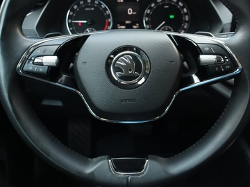 Skoda Octavia IV Kombi 2.0 TDI 150KM 2022 Skoda Octavia 2.0 TDI, Salon Polska, zdjęcie 18