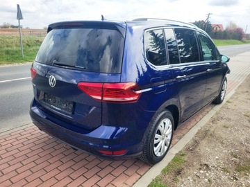 Volkswagen Touran III 1.5 TSI EVO 150KM 2019 Volkswagen Touran 7 os. DSG skora nawi 1.5 Benzyna 150KM, zdjęcie 1