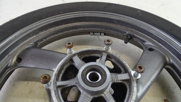 Yamaha XJ 600 S Diversion возле переднего обода