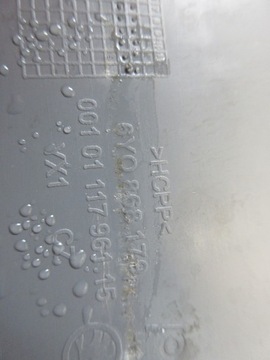 SKODA FABIA И ОБИВКА ДВЕРИ СЛЕВА И СПРАВА