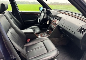 Mercedes Klasa C W202 Sedan W202 2.8 193KM 1995 Mercedes-Benz Klasa C Niski przebieg, skorzana tapicerka, klimatyzacja 2.8, zdjęcie 32