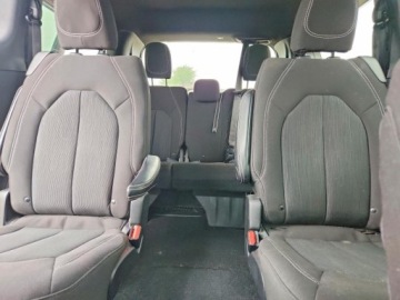 Chrysler Pacifica II 2021 Chrysler Pacifica Touring 2021 3.6 Benzyna 287KM, zdjęcie 11