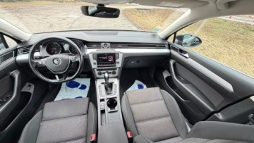Volkswagen Passat B8 Variant 2.0 TDI BlueMotion SCR 150KM 2016 Volkswagen Passat Raty 2.0 tdi 150KM Bez adblue DSG 115tys km Duza Navi Ka, zdjęcie 35