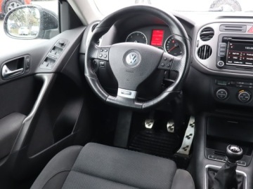 Volkswagen Tiguan I SUV 2.0 TDI CR DPF 170KM 2009 VW Tiguan 2.0 TDI, Salon Polska, 167 KM, 4X4, zdjęcie 6