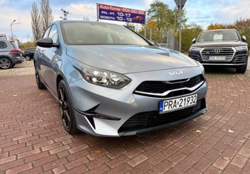 Kia Ceed III Hatchback Facelifting  1.5 T-GDI 140KM 2025 Kia Ceed 1.5 T-gdi AUTOMAT Navi Kamera 12.500 km 1.5 Benzyna 140KM, zdjęcie 22